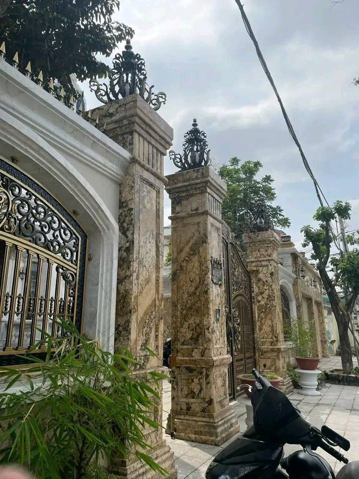 MẪU ĐÁ ỐP CỘT - TRỤ 11